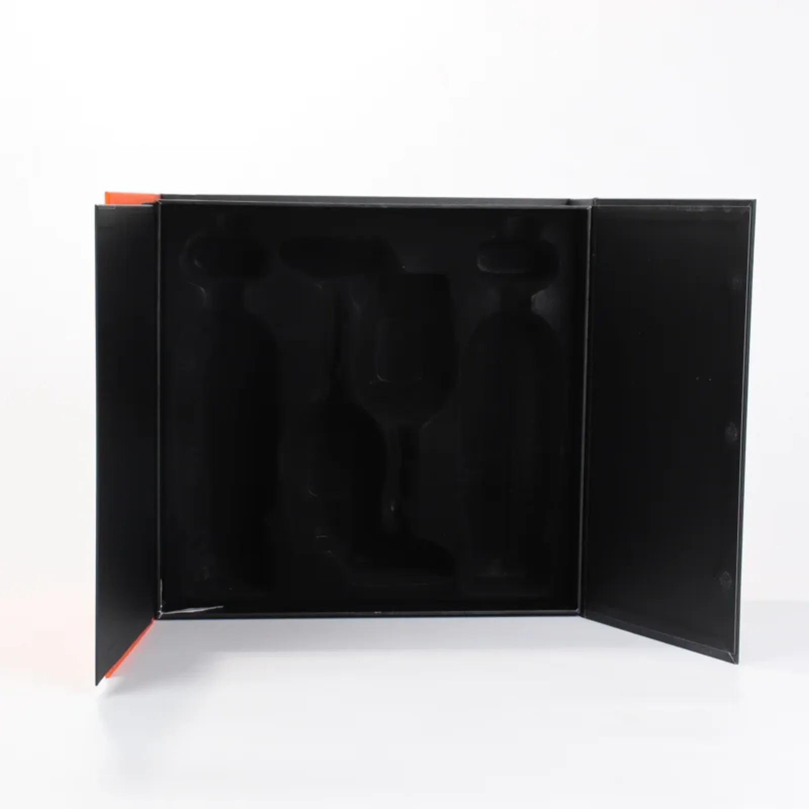 Two-Bottle Wine Glass Set Gift Box 4